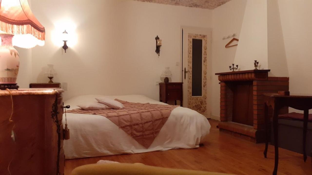 Gite La Lisiere, En Broceliande Neant-sur-Yvel Ngoại thất bức ảnh