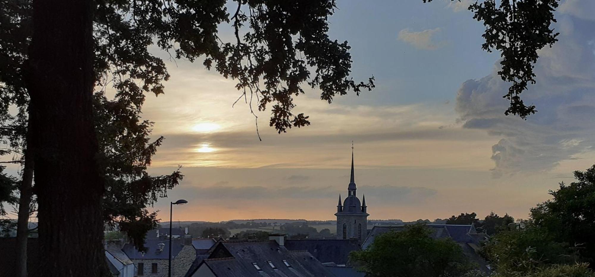 Gite La Lisiere, En Broceliande Neant-sur-Yvel Ngoại thất bức ảnh