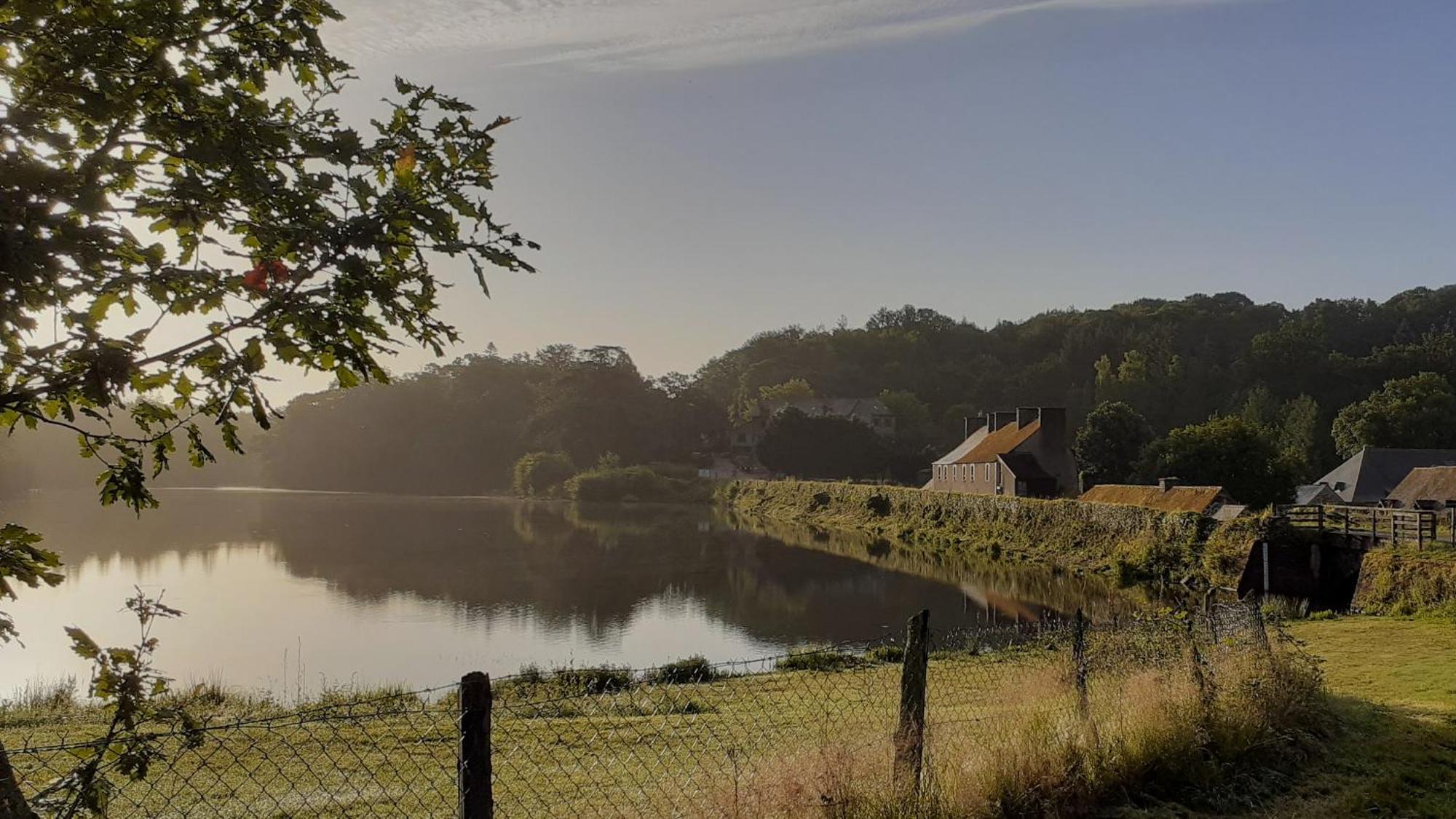 Gite La Lisiere, En Broceliande Neant-sur-Yvel Ngoại thất bức ảnh
